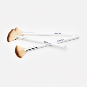 SkinClinic Legyező Ecset