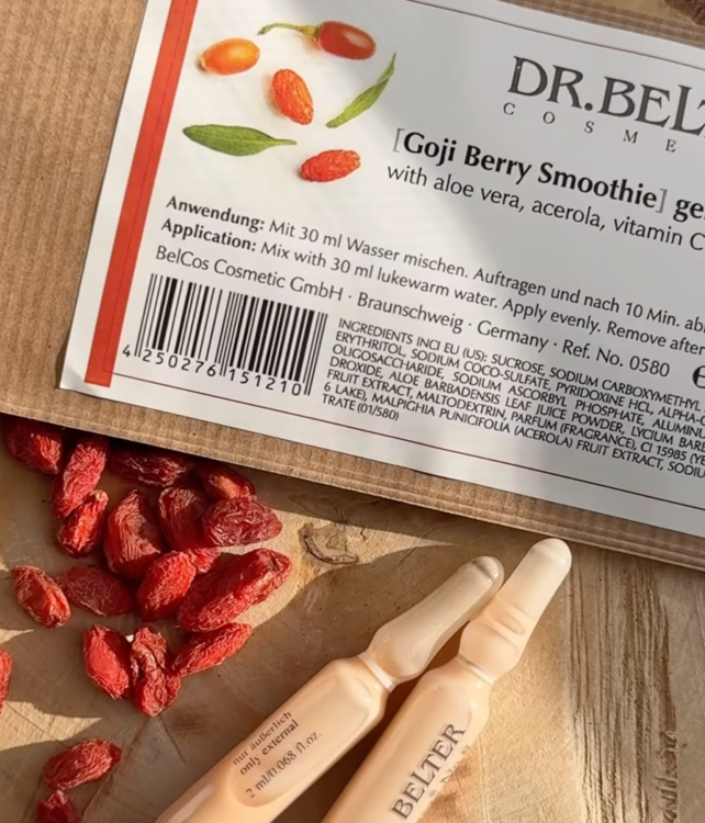 Goji Berry Smoothie gel mask